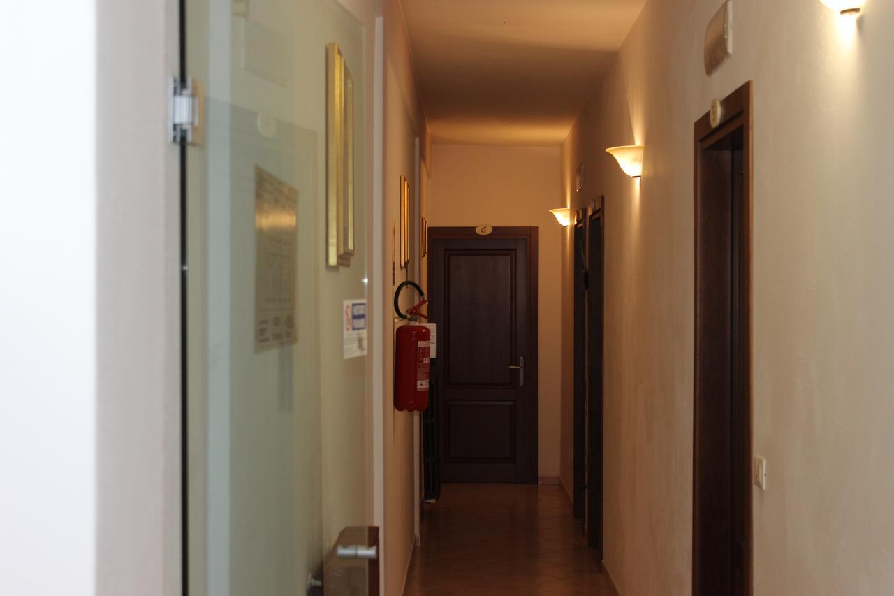 Albergo Ristorante Pizzeria La Bocca Di Bacco Abbadia San Salvator Dış mekan fotoğraf